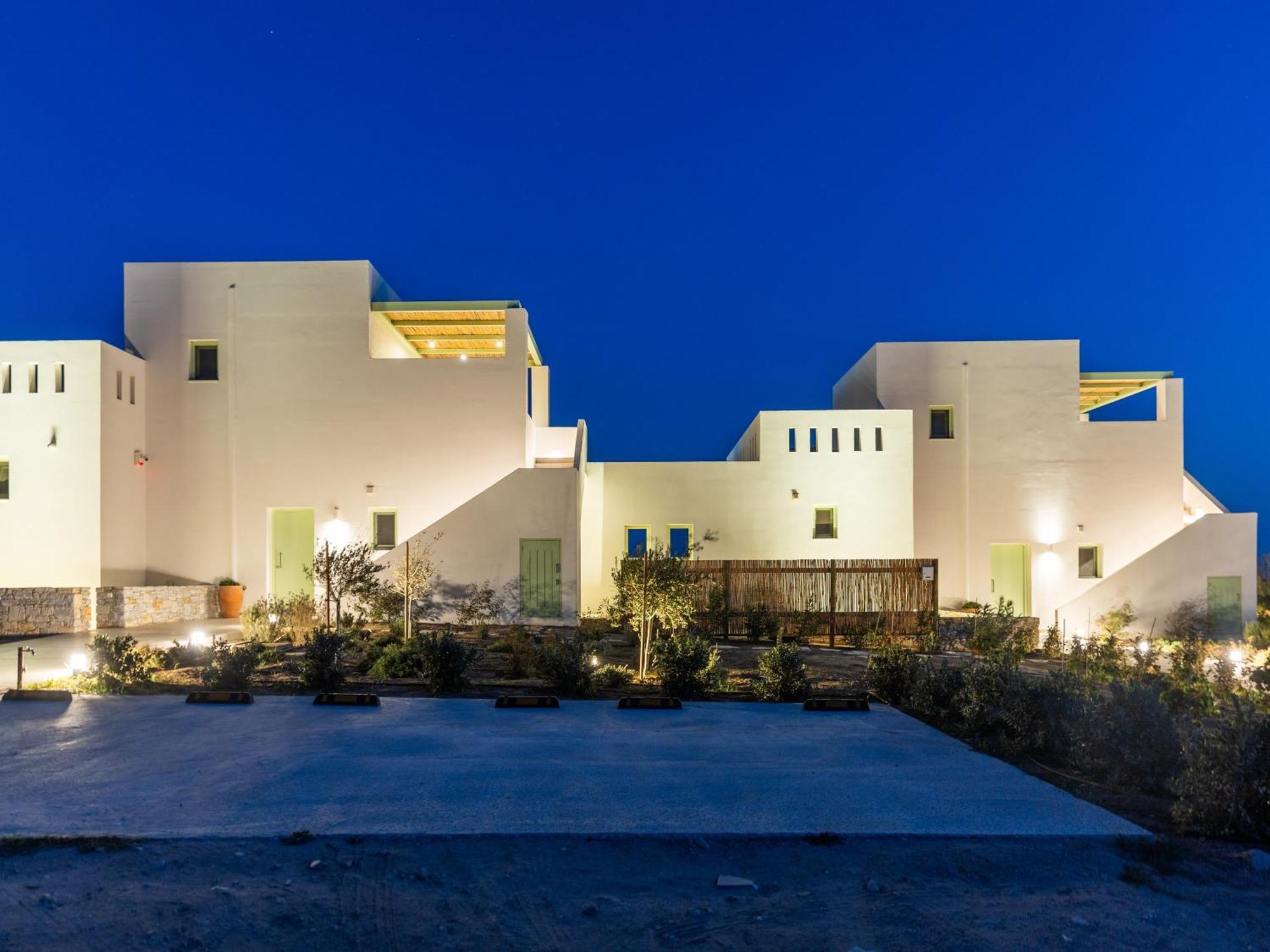 מיקרי ויגלה Plioni Villas & Suites מראה חיצוני תמונה